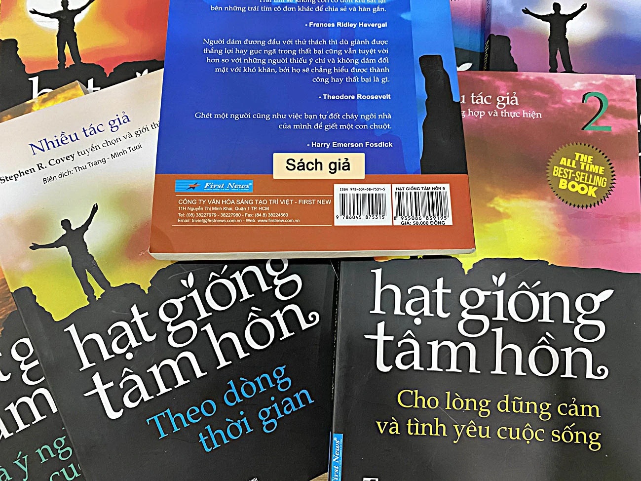 Sách Hạt giống tâm hồn của First News bị làm giả